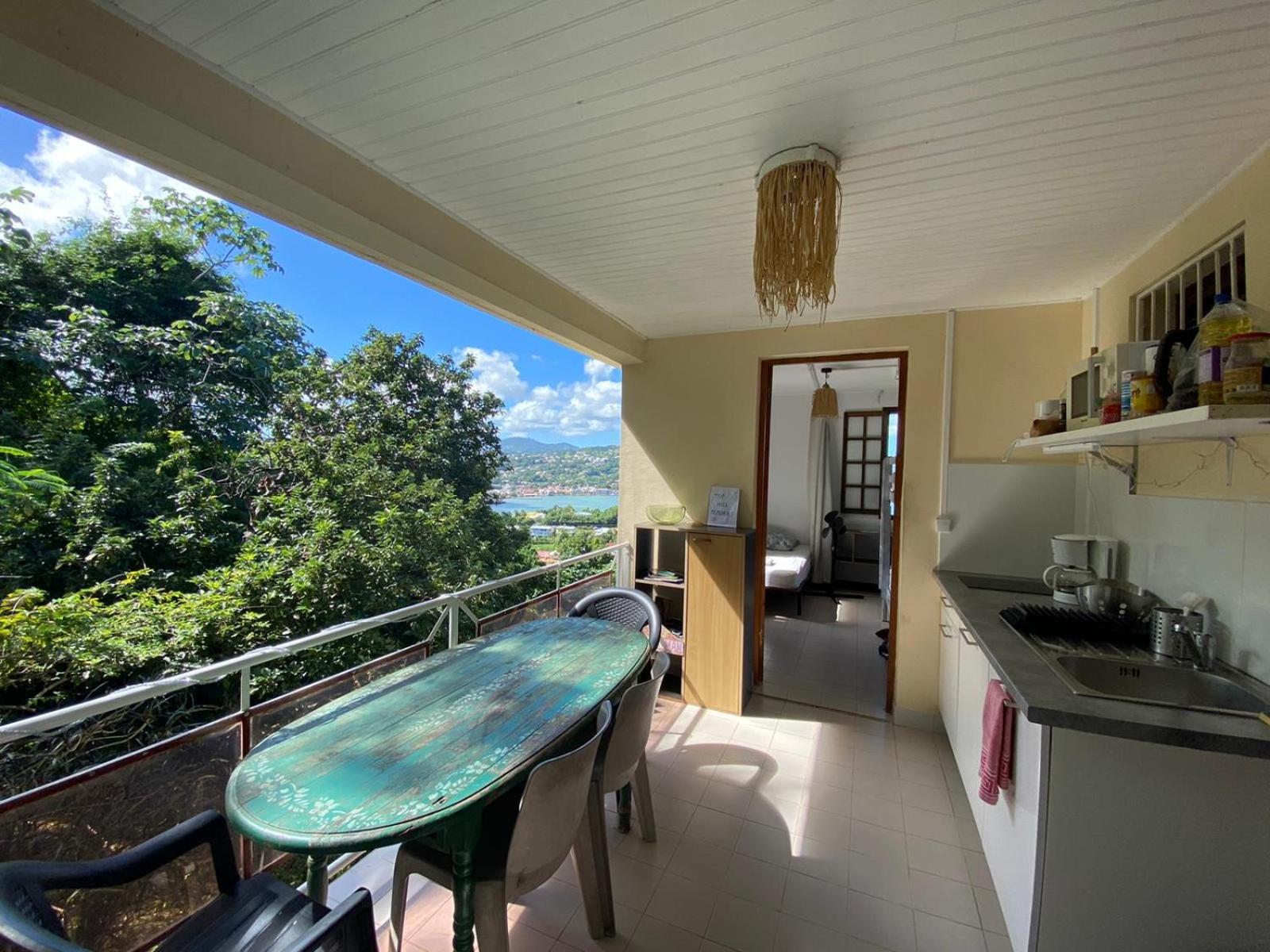 Top Hill Hostel- Martinique- Auberge Dortoir La Trinité Kültér fotó